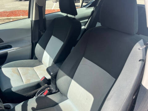 2013 Toyota Prius c Two