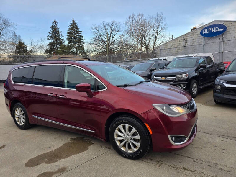 2017 Chrysler Pacifica Touring-L