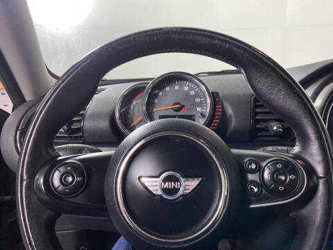 2017 MINI Clubman Cooper