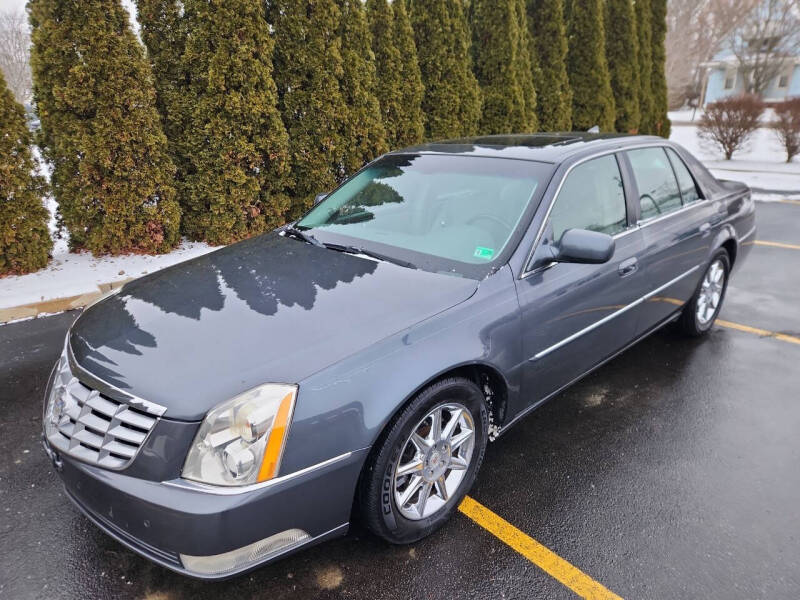 2011 Cadillac DTS Luxury Collection
