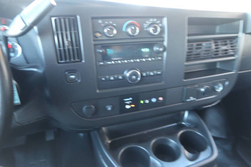 2021 Chevrolet Express 2500