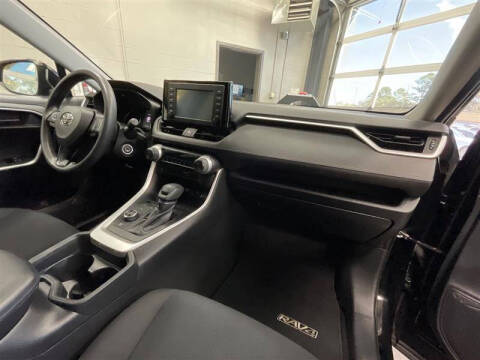 2019 Toyota RAV4 Hybrid LE