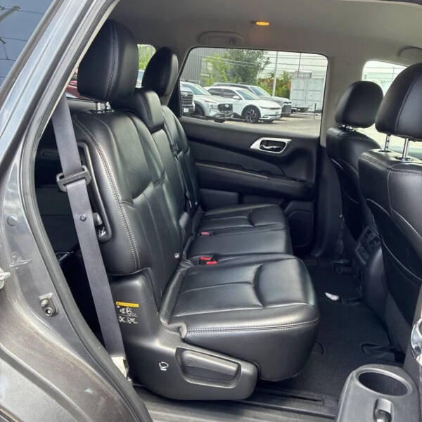 2017 Nissan Pathfinder