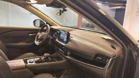 2022 Nissan Rogue SL