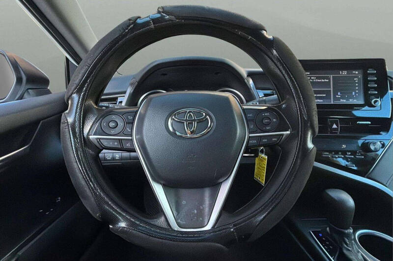 2022 Toyota Camry LE