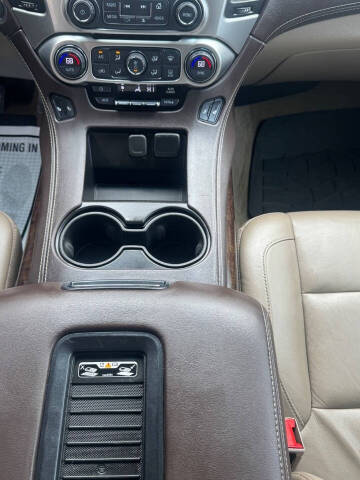 2017 Chevrolet Suburban LT