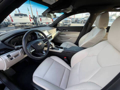 2021 Cadillac CT4 Luxury
