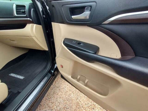 2016 Toyota Highlander