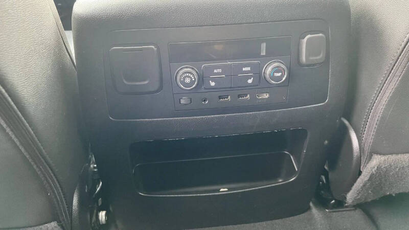 2019 GMC Yukon XL SLT