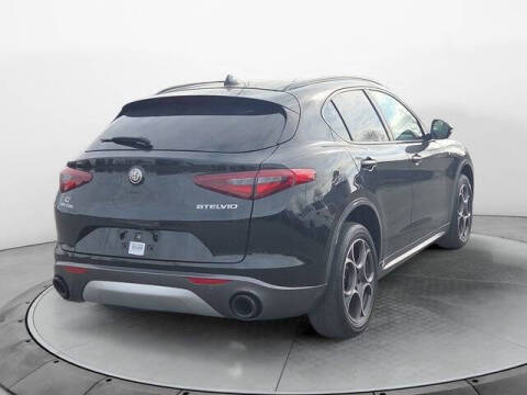 2022 Alfa Romeo Stelvio Ti
