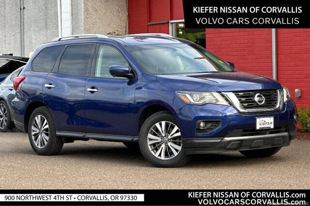 2020 Nissan Pathfinder SL
