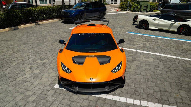 2022 Lamborghini Huracan STO