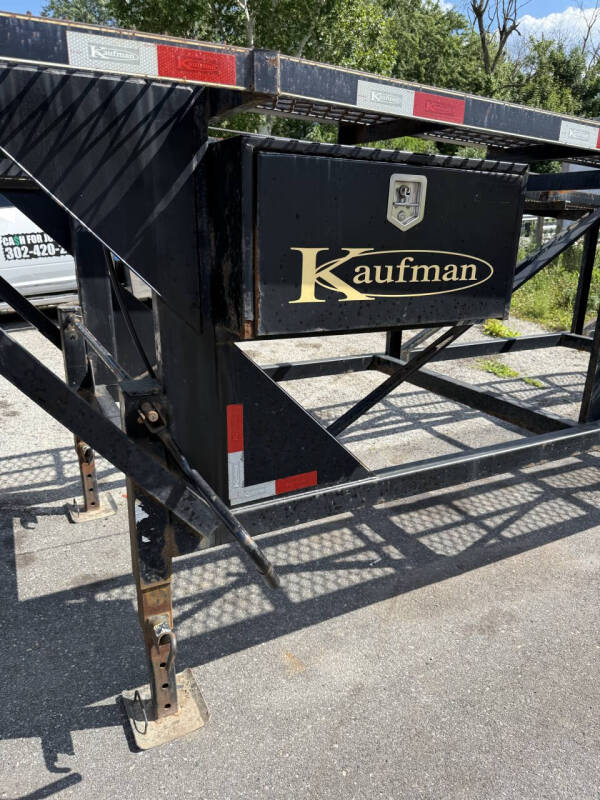 2021 Kaufman 3 CAR TRAILER