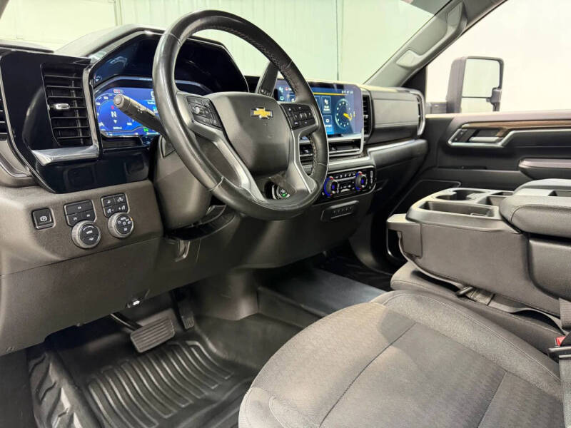 2024 Chevrolet Silverado 2500HD LT