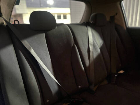 2009 Nissan Versa 1.8 SL