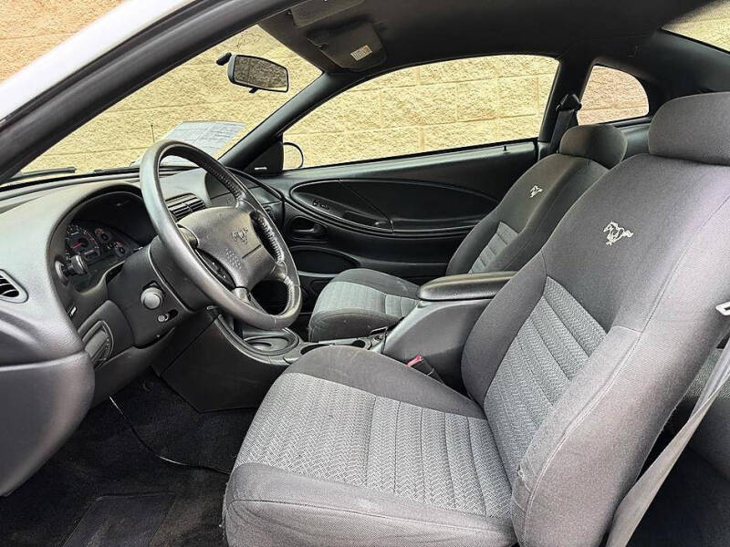2000 Ford Mustang GT