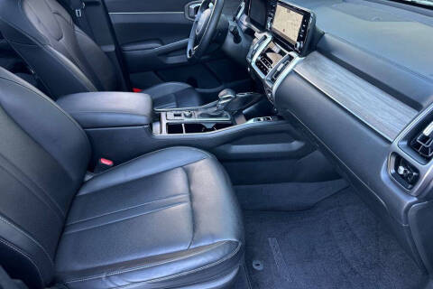 2023 Kia Sorento X-Line EX