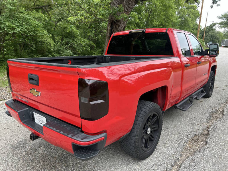 2017 Chevrolet Silverado 1500 Custom