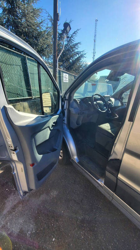 2016 Ford Transit 150 XLT