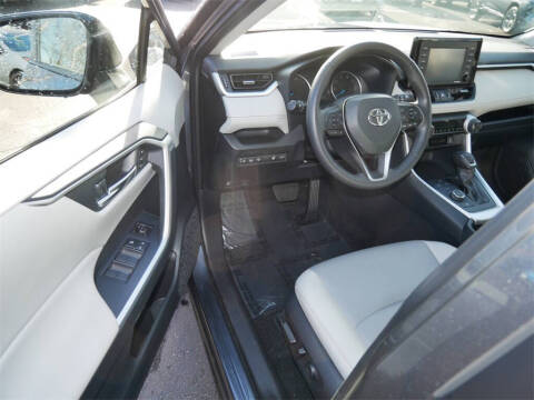 2022 Toyota RAV4 Hybrid XLE Premium