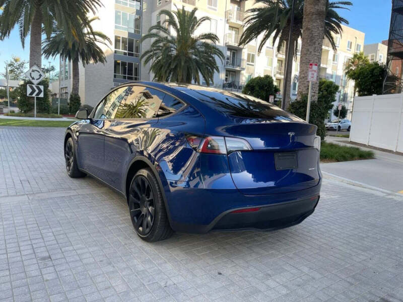 2024 Tesla Model Y Long Range