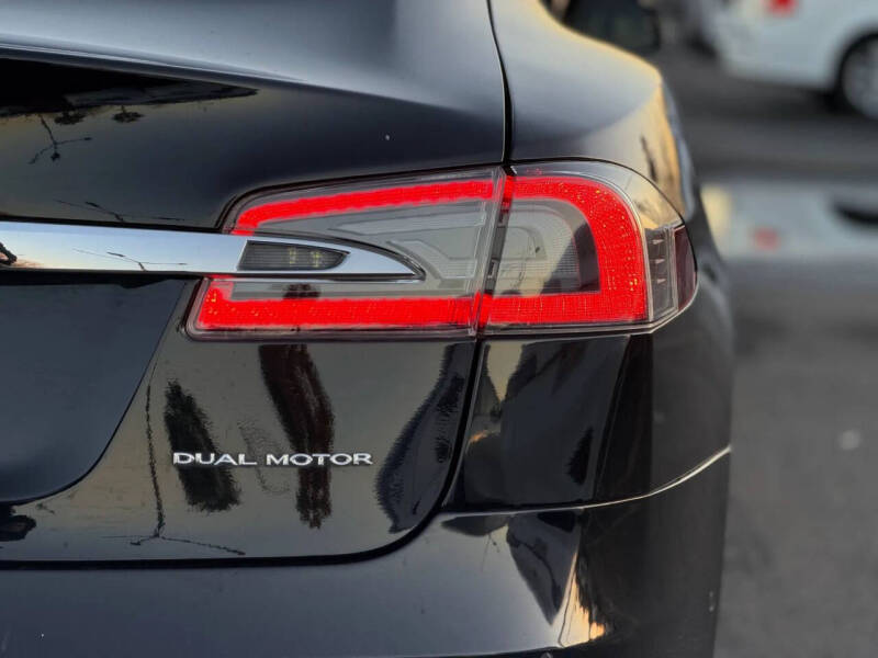 2019 Tesla Model S Standard Range