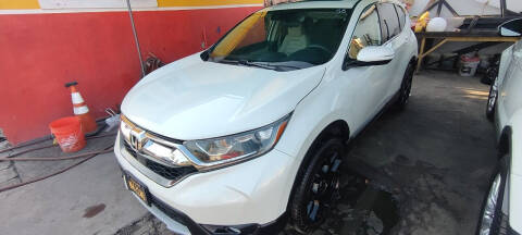 2018 Honda CR-V for sale at CROWN AUTO INC, in South Gate CA