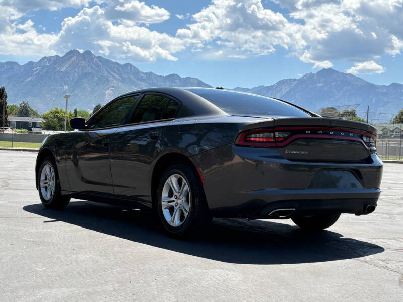 2019 Dodge Charger SXT