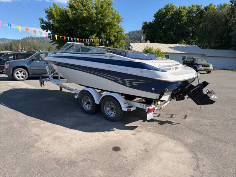 2004 Crownline 202BR