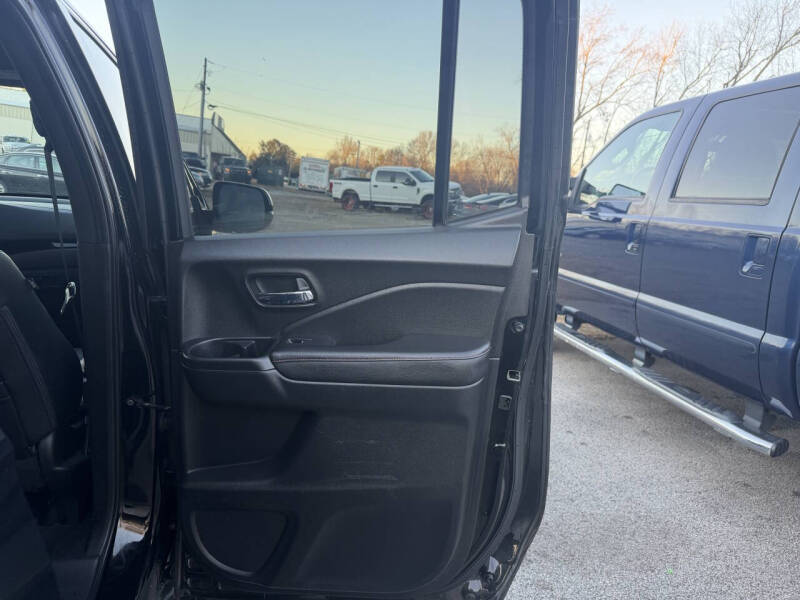 2018 Honda Ridgeline Black Edition