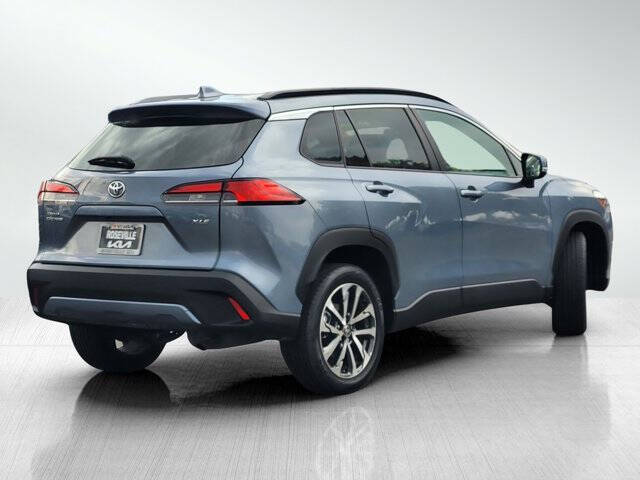 2024 Toyota Corolla Cross XLE