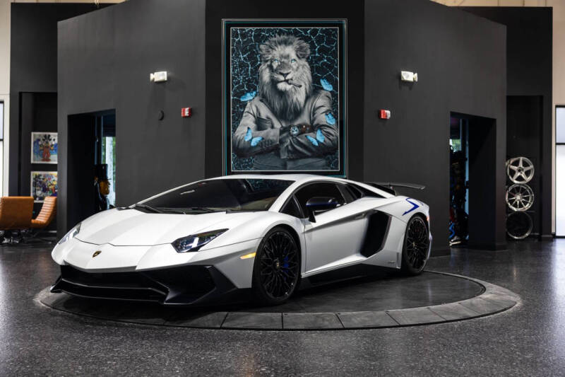 2016 Lamborghini Aventador LP 750-4 SV