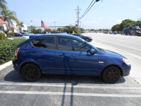 2010 Hyundai Accent Blue