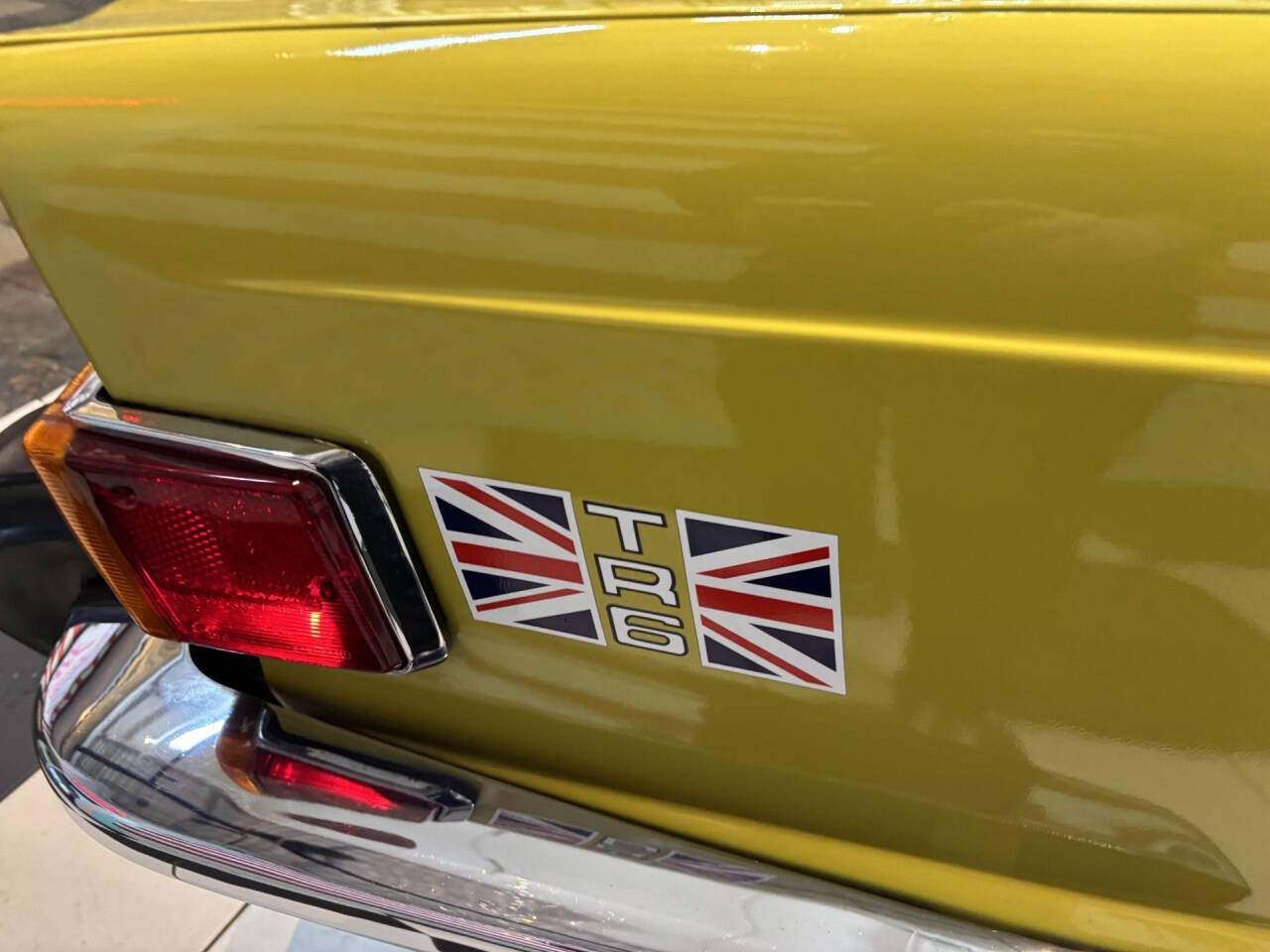 1974 Triumph TR6 32