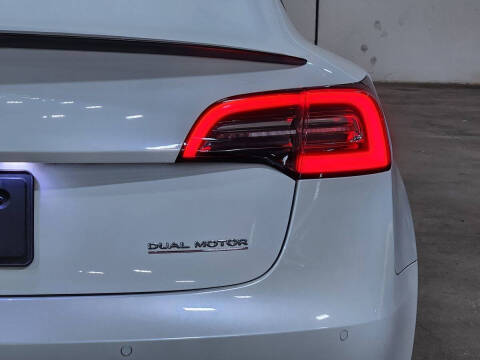 2022 Tesla Model 3 Performance