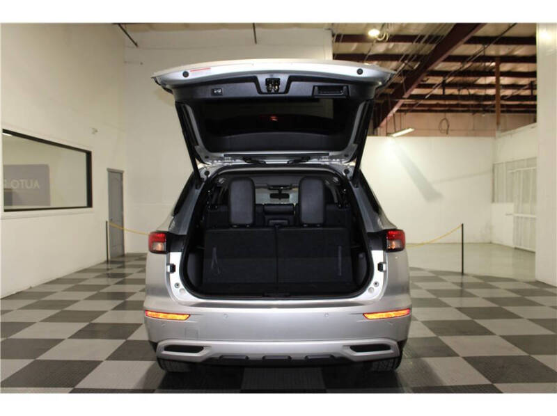 2024 Mitsubishi Outlander