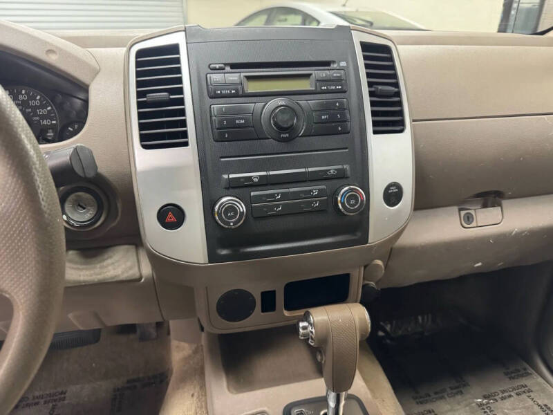 2012 Nissan Frontier SV V6