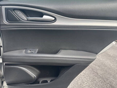 2018 Alfa Romeo Stelvio Ti Sport