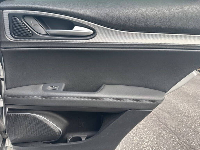 2018 Alfa Romeo Stelvio Ti Sport