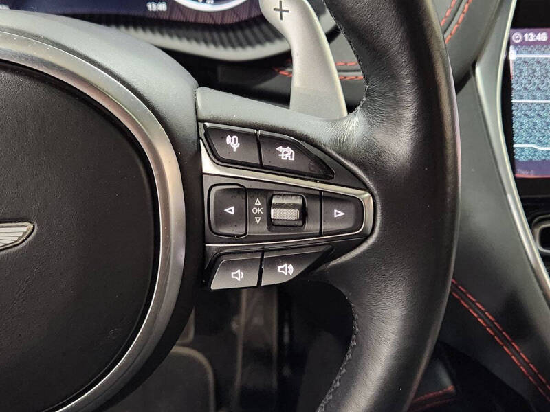 2023 Aston Martin DBX