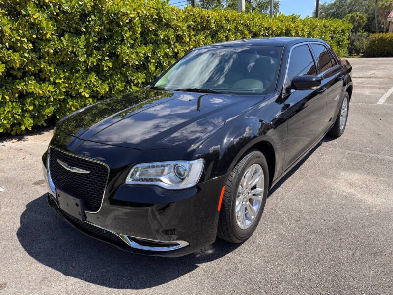 2020 Chrysler 300 Touring L
