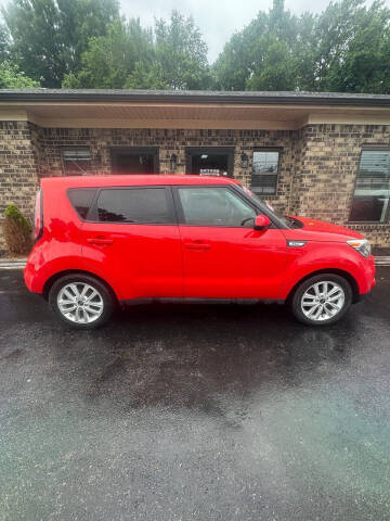 2017 Kia Soul +