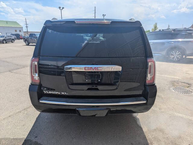 2017 GMC Yukon XL Denali
