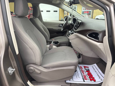 2018 Chrysler Pacifica Touring Plus