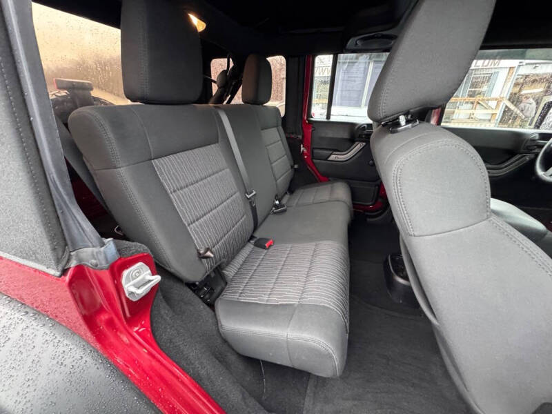 2012 Jeep Wrangler Unlimited Sport