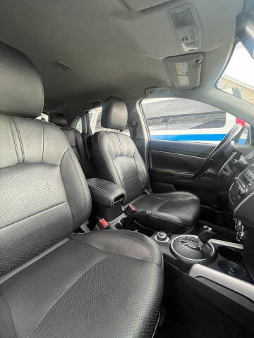 2012 Mitsubishi Outlander Sport SE