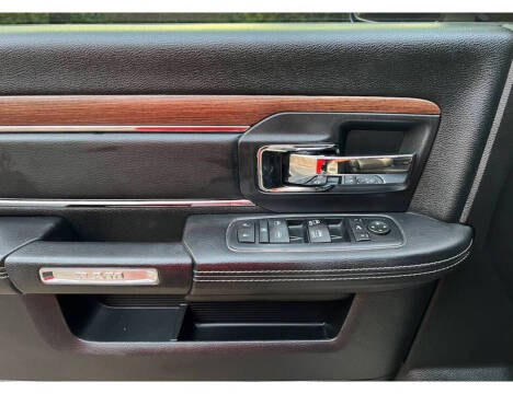 2016 RAM 1500 Laramie