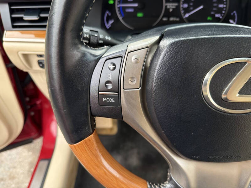2014 Lexus ES 300h