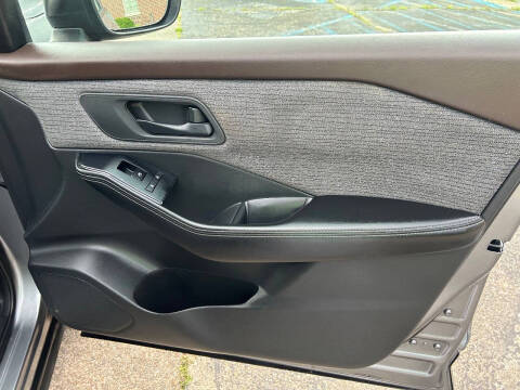 2021 Nissan Rogue S