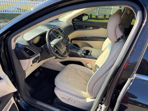 2019 Lincoln Nautilus Reserve